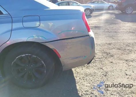 2015 Chrysler 300 Limited from USA, damaged, VIN 2C3CCAAG9FH830698